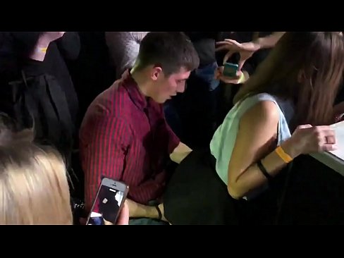 ❤️ ഒരു റഷ്യൻ നിശാക്ലബിൽ യഥാർത്ഥ ലൈംഗികത. 18 വയസ്സുള്ള റഷ്യൻ പെൺകുട്ടി മലദ്വാരത്തിലും യോനിയിലും ഒരു നിശാക്ലബ്ബിൽ ഭോഗിച്ചു ക്വാളിറ്റി പോൺ അശ്ലീലത്തിൽ ml.qizpornolar.ru ❤